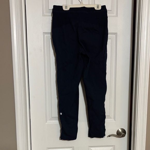 Lululemon Dance studio cropped pant - Picture 3 of 7